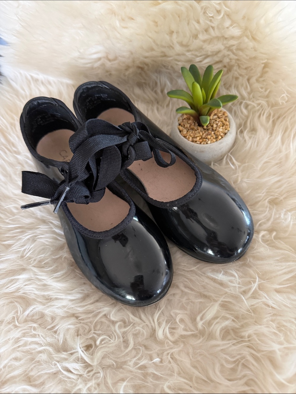 Capezio Girls 12M Patent Leather Tsp Shoes